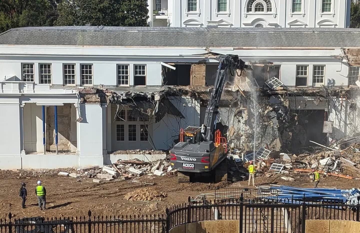 East Wing of the White House demolition